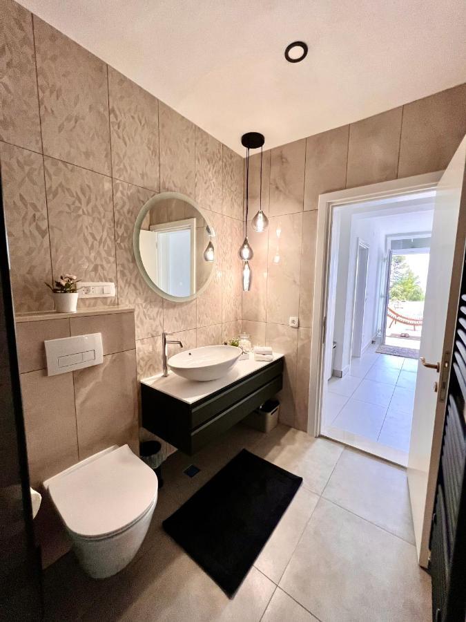 Seaview Pool Apartment-Lumiere, Island Hvar-Gdinj Kültér fotó