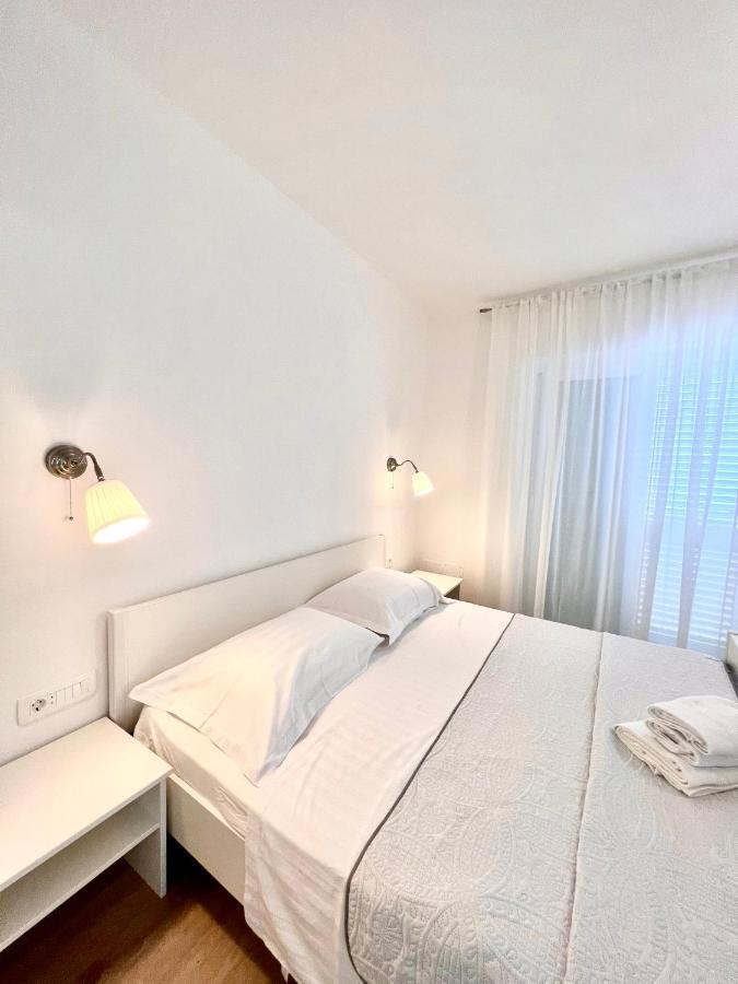 Seaview Pool Apartment-Lumiere, Island Hvar-Gdinj Kültér fotó